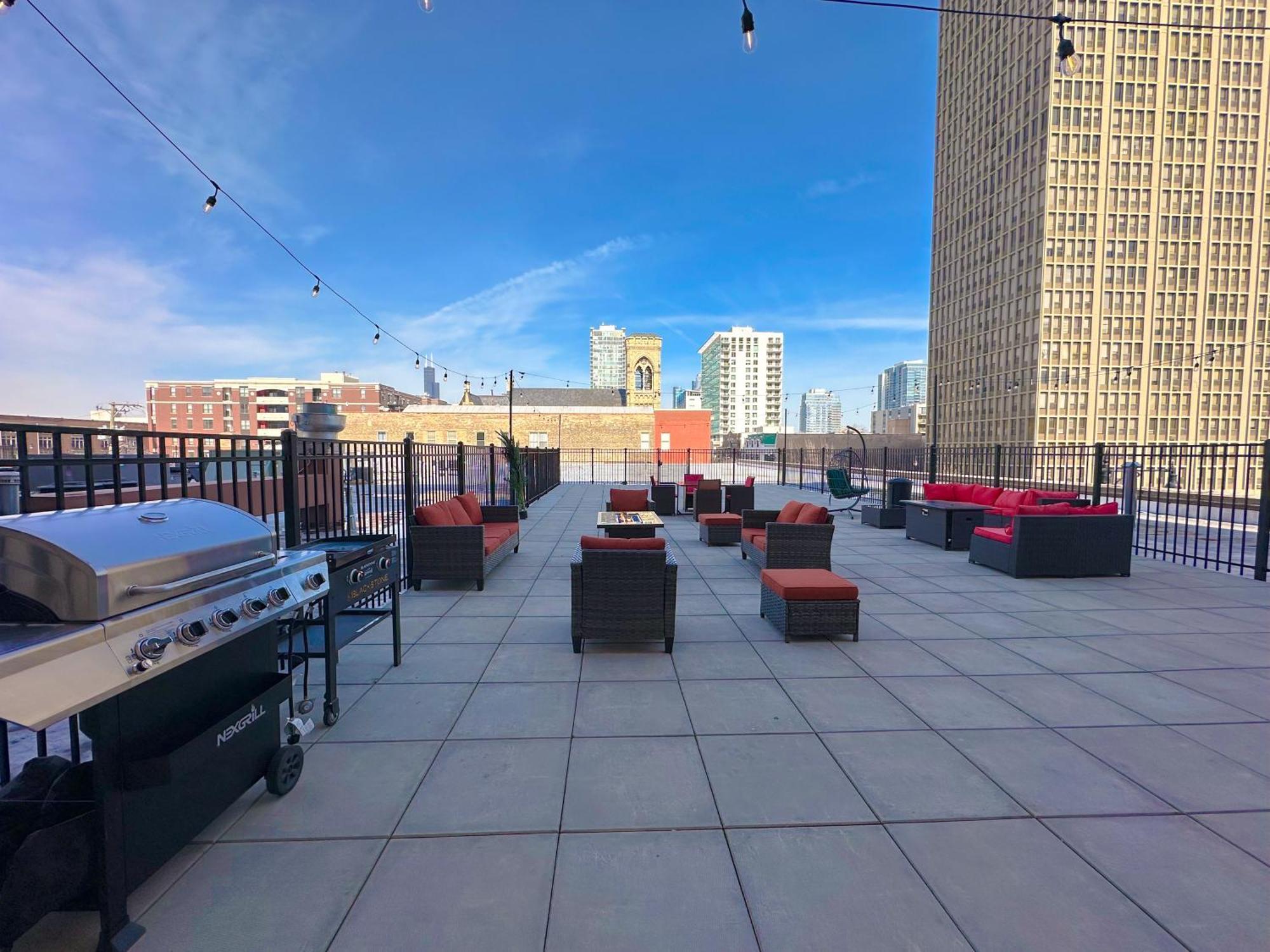 Modern 2Br Loft With Amazing City Skyline View And Optional Parking For 8 Guests Near Mccormick Place And Soldier Field Chicago Exteriér fotografie